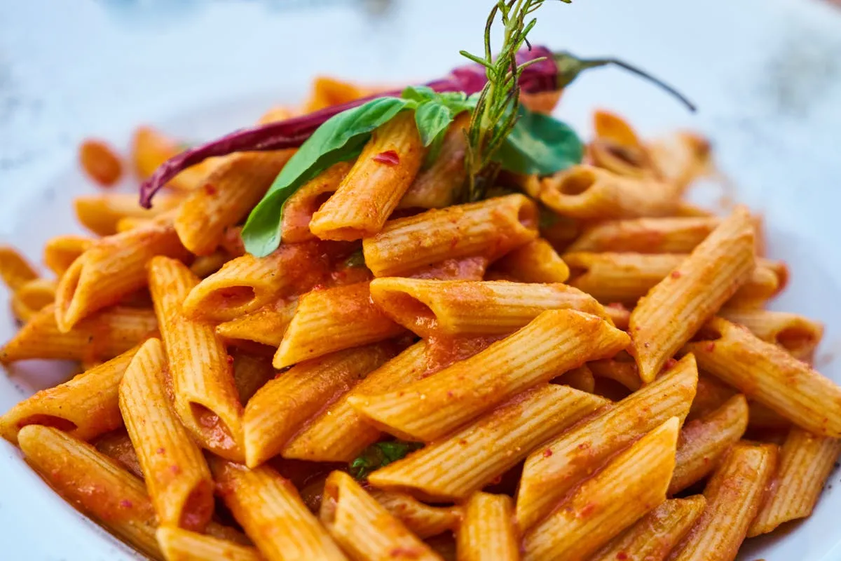 Notre recette des pâtes délicieuses au saumon fumé et à la crème fraîche Bridélice