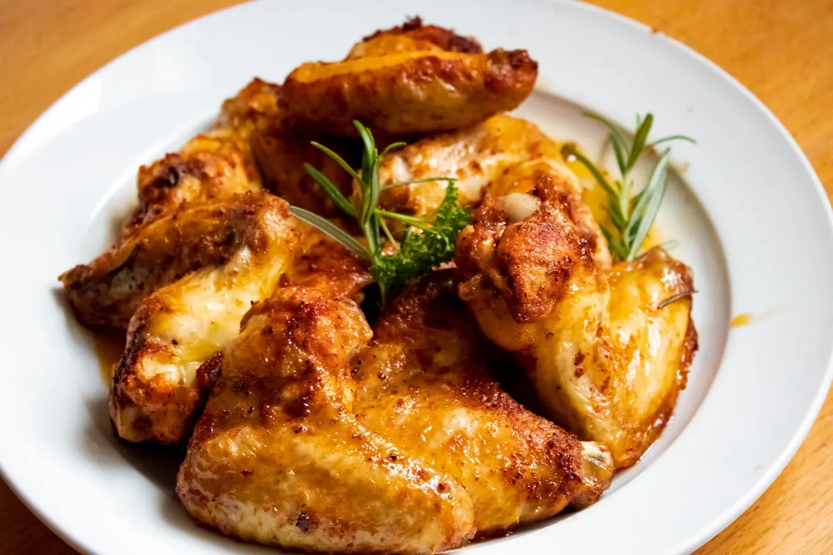 Préparer des cuisses de poulet savoureuses avec Cookeo